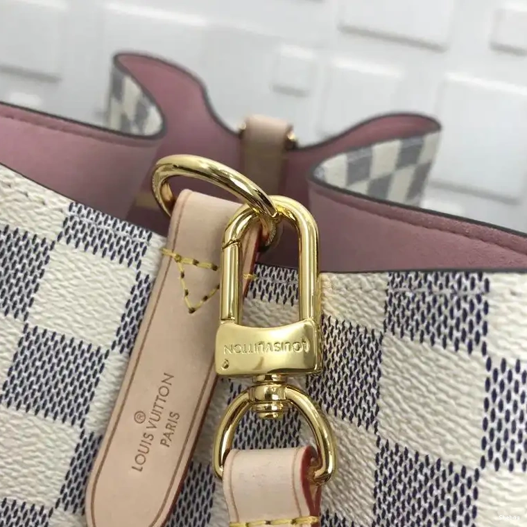 Bags 19T1L0499 LV 0623